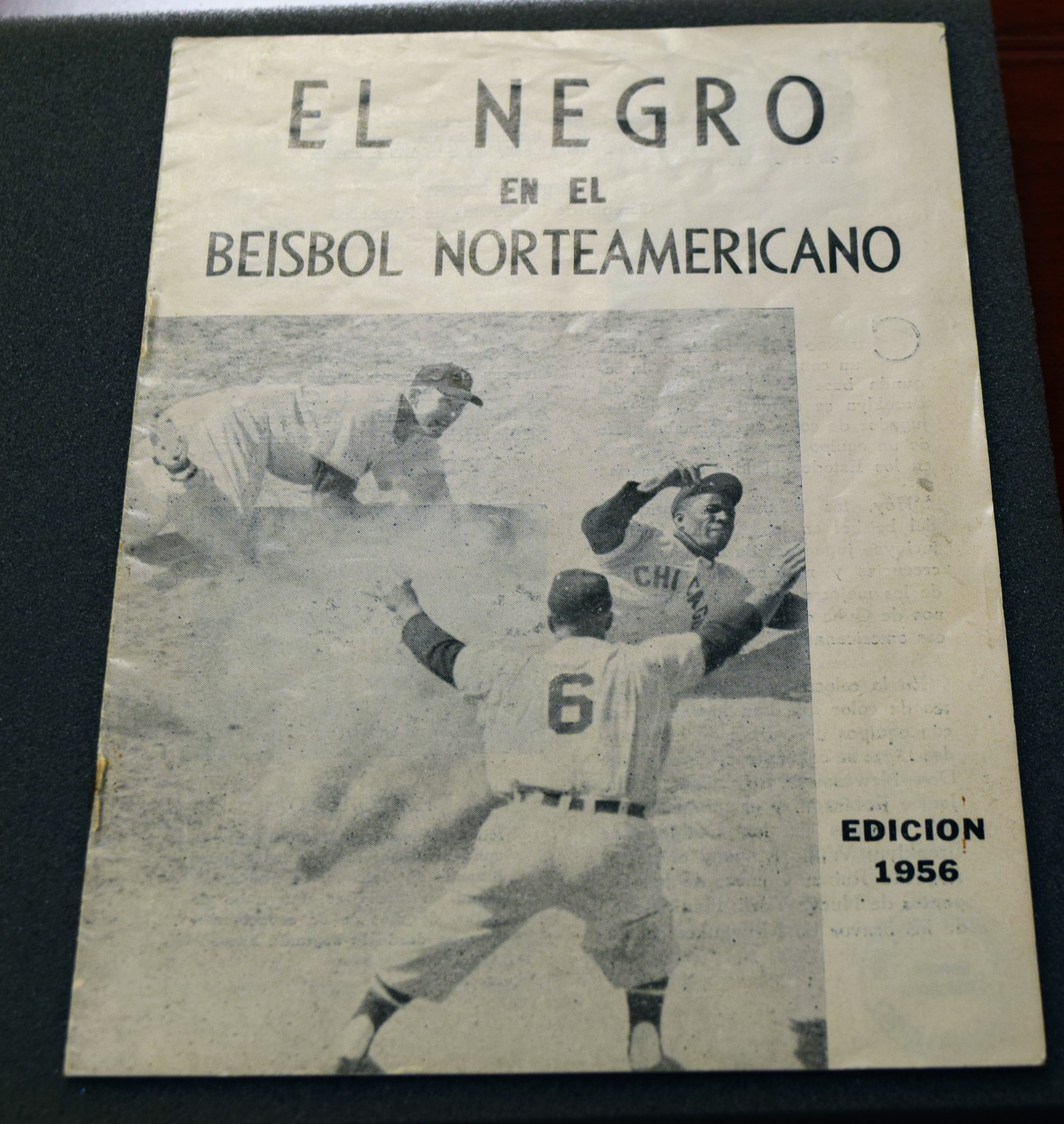 El negro en el beisbol norteamericano (United States Information Service. United States: Servicio de Información de los Estados Unidos de América, 1956)
